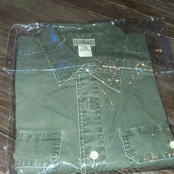 "New" L.L.BEAN Shirt - Picture 5 of 5